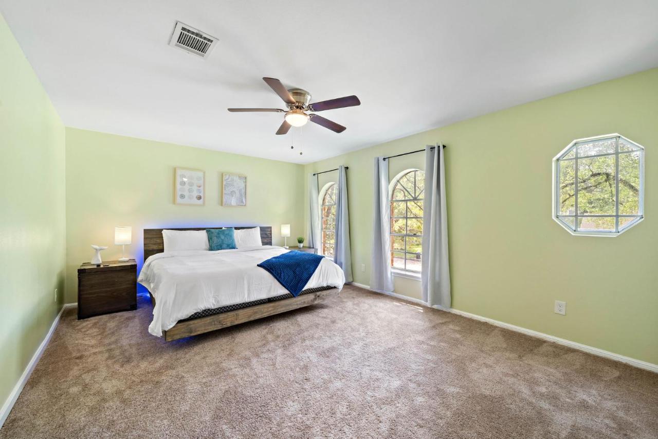 Pool Oasis Games Wifi Bbq Yard Sleep 16 Houston Exterior foto